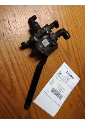 LEVELING SUSPENSION VALVE, AIR