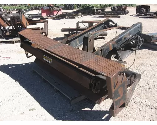 LIFT GATE TUCK AWAY Equipment (mounted)