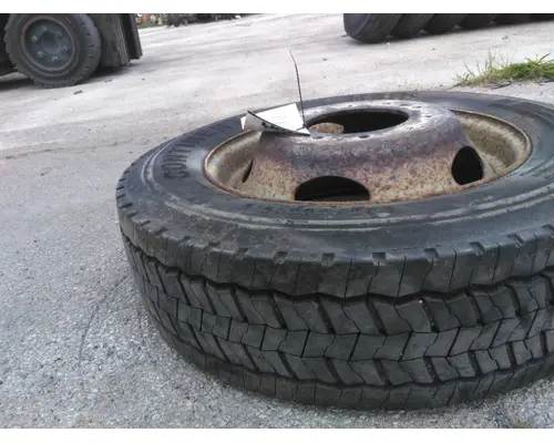 LIGHT DUTY STEEL 19.5 X 6.00 WHEEL
