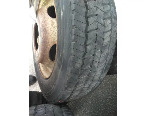 LIGHT DUTY STEEL 19.5 X 6.00 WHEEL