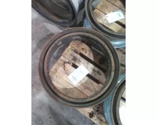 LIGHT DUTY STEEL 22.5 X 6.75 WHEEL