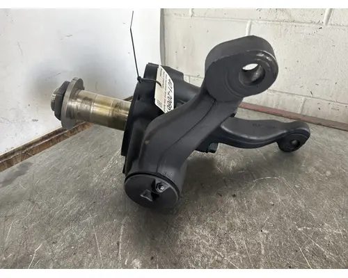 MACK/VOLVO  Spindle  Knuckle, Front