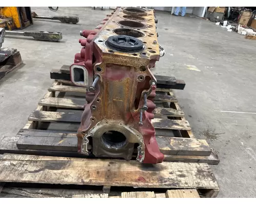 MACK 1002130 Cylinder Block