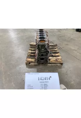 MACK 1002140 Cylinder Block