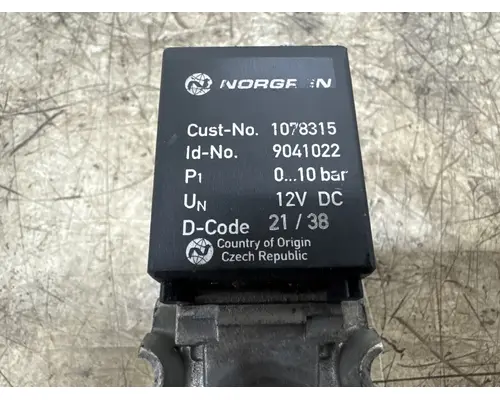 MACK 1078315 Air Solenoid
