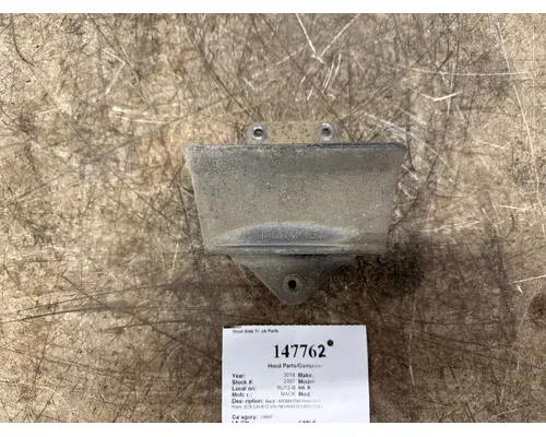 MACK 140QM415M Hood PartsComponents