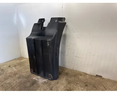 MACK 16QM572M Fender Extension