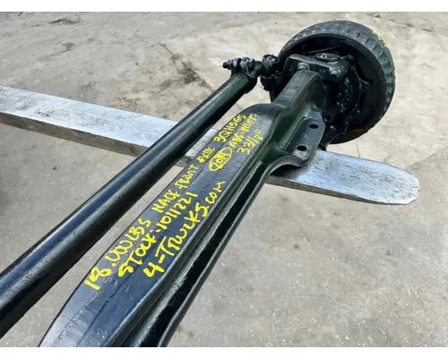 MACK 18,000 LBS Axle Assembly, Front (Steer)