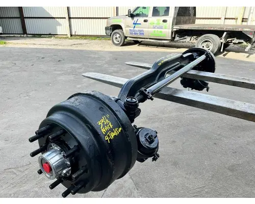 MACK 18,000 LBS Axle Assembly, Front (Steer)