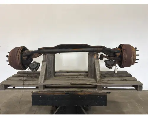 MACK 18K Axle Beam (Front)