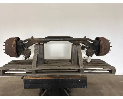 MACK 18K Axle Beam (Front)