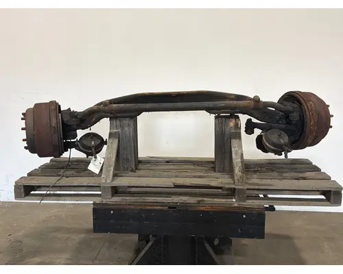 MACK 18K Axle Beam (Front)