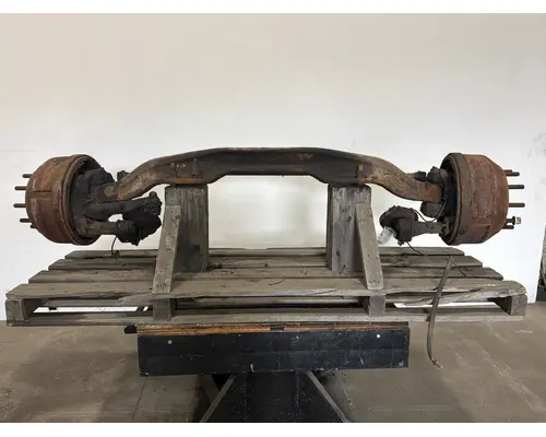 MACK 18K Axle Beam (Front)