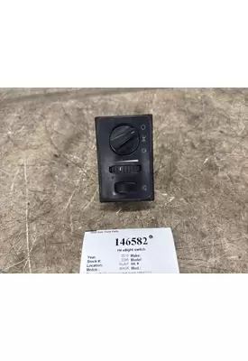 MACK 1MR4354M Headlight switch