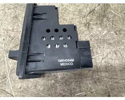 MACK 1MR4354M Headlight switch