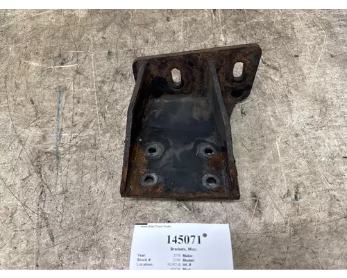 MACK 20819872 Brackets, Misc.