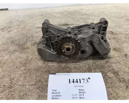 MACK 20835230 Oil Pump