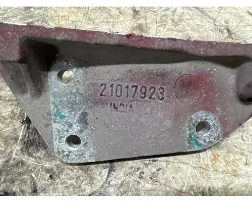 MACK 21017923 Brackets, Misc.