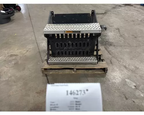 MACK 21439431 Step