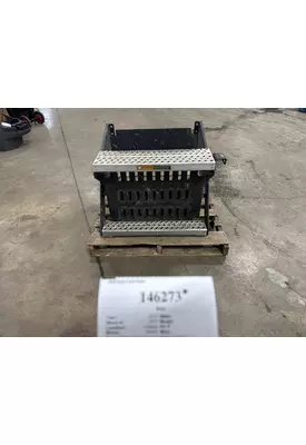 MACK 21439431 Step