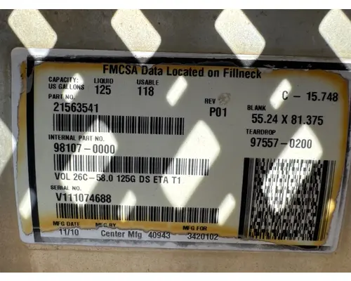 MACK 21563541 Fuel Tank