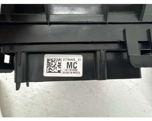 MACK 21734422 Fuse Box
