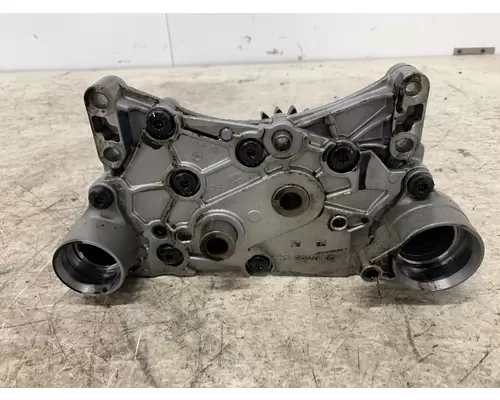 MACK 21736639 Oil Pump