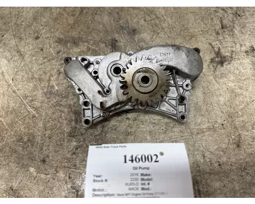 MACK 21736639 Oil Pump