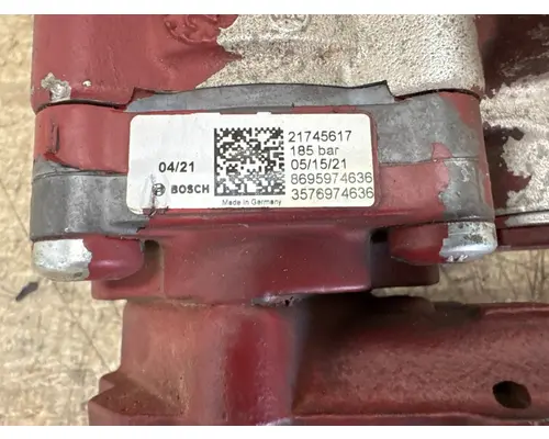 MACK 21745617 Power Steering Pump