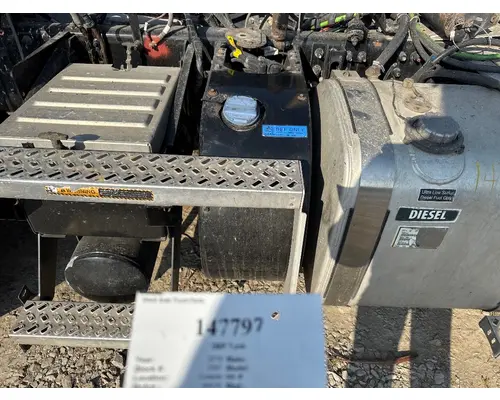 MACK 21840002 DEF Tank