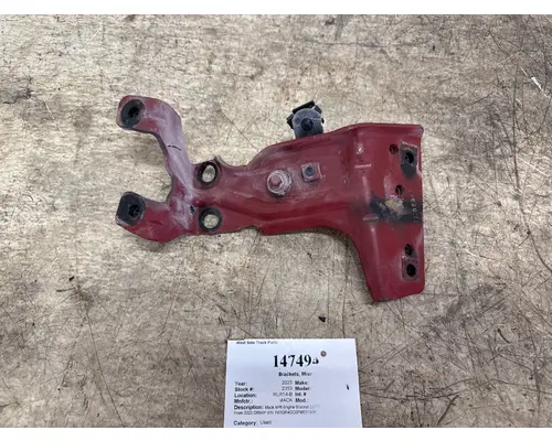 MACK 22058541 Brackets, Misc.