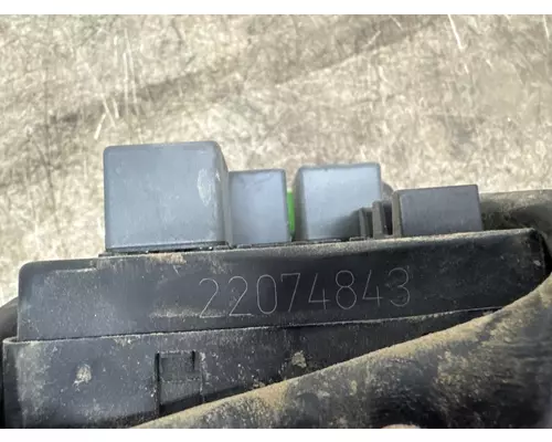 MACK 22074843 Fuse Box