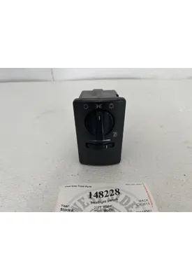 MACK 22116361 Headlight switch