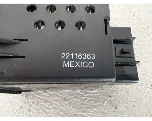 MACK 22116363 Headlight switch