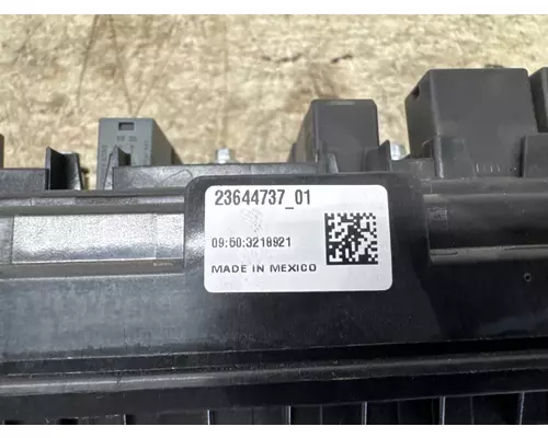 MACK 23644737 Fuse Box