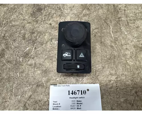 MACK 23720380 Headlight switch