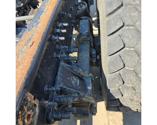MACK 4 bag air ride Cutoff Assembly(Housing & Suspension only)
