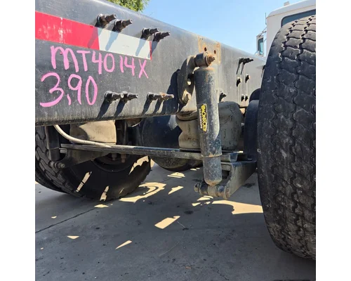 MACK 4 bag air ride Cutoff Assembly(Housing & Suspension only)