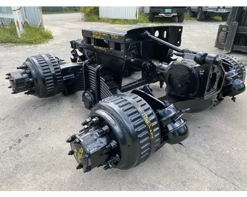 MACK 44.000 LBS Cutoff Assembly (Complete With Axles)