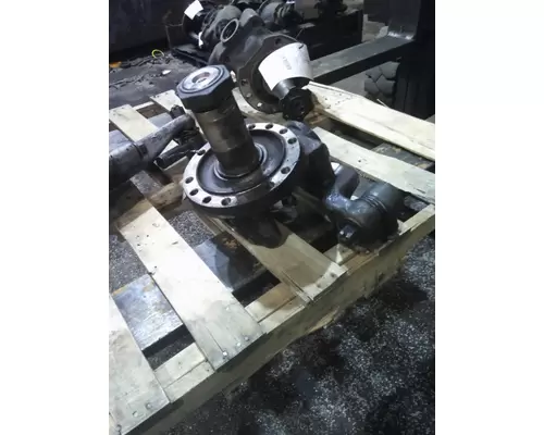MACK 4QH552M SPINDLEKNUCKLE, FRONT