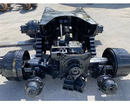 MACK 50.000 LBS CAMEL BACK SUSPENSION Cutoff Assembly (Complete With Axles)