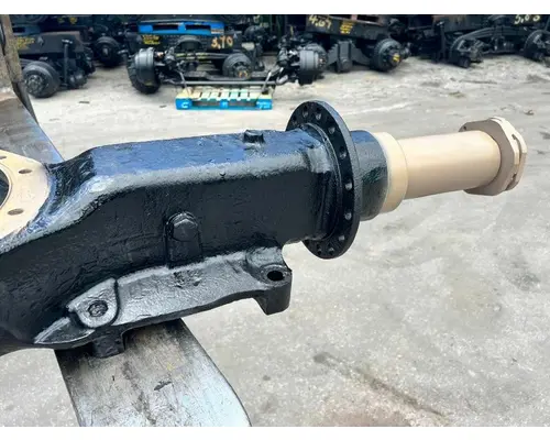 MACK 58.000LBS Axle Housing (Front)