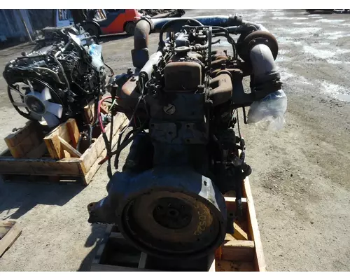 MACK 673 ENGINE ASSEMBLY