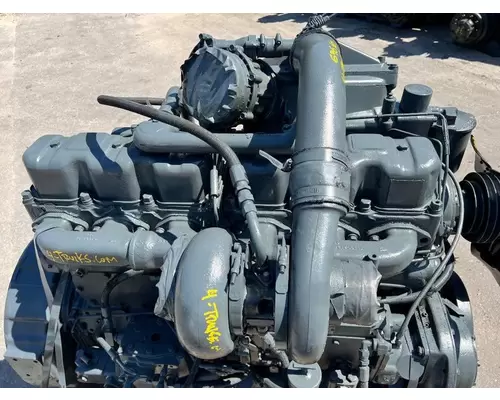 MACK 676 Engine Assembly