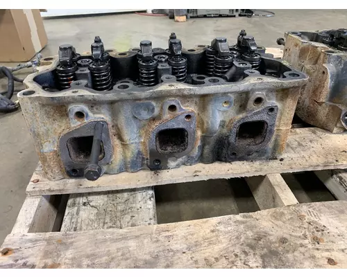 MACK 732GB5341M Cylinder Head