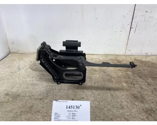 MACK 82078484 Brackets, Misc.