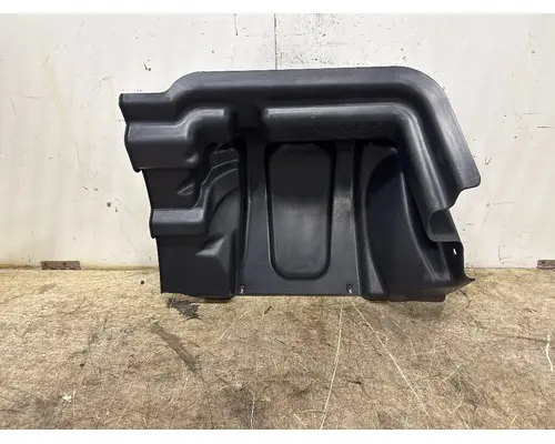 MACK 82157229 Fender Extension