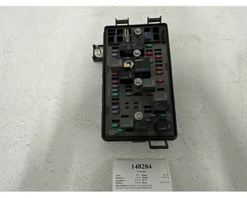 MACK 82410190 Fuse Box