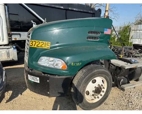 MACK 82716357 Hood
