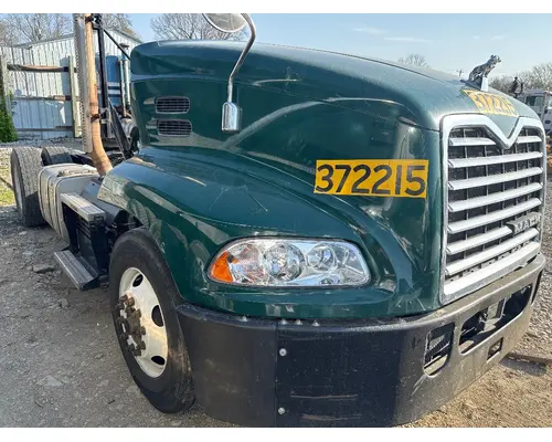 MACK 82716357 Hood